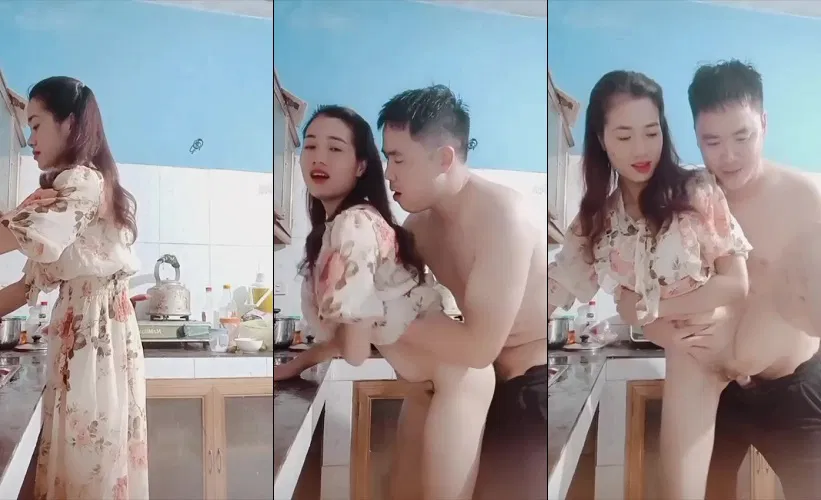 sex tư Em đang nấu ăn mà anh cũng kéo lên chịch